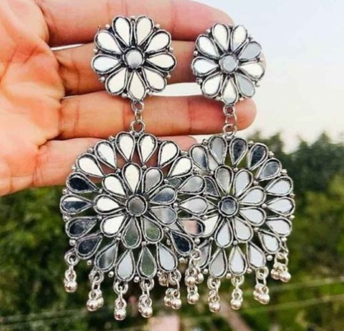 Mirror Earrings with Round Shape in Oxidised - Image 2