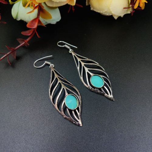 Light Weight Leaf Style Dangler Earrings - Image 3