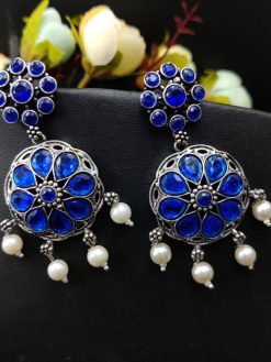 Designer Round Shape Dangler Stud Earring