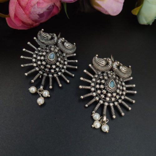 Replica Silver Look A Like Hook Earring - Image 5