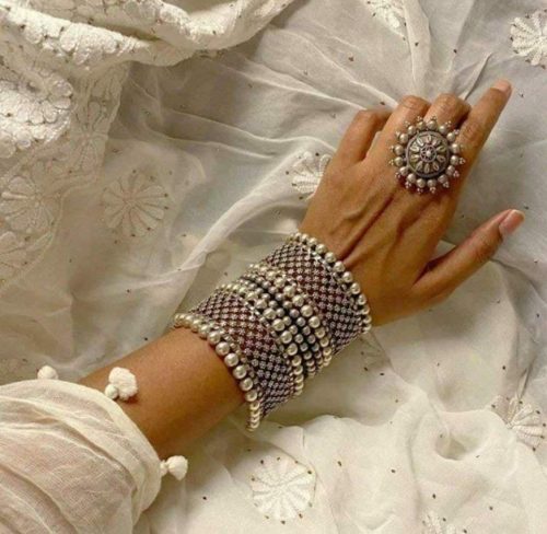 Oxidised Round Shape Flower Design Free Size Opeanable Bracelet