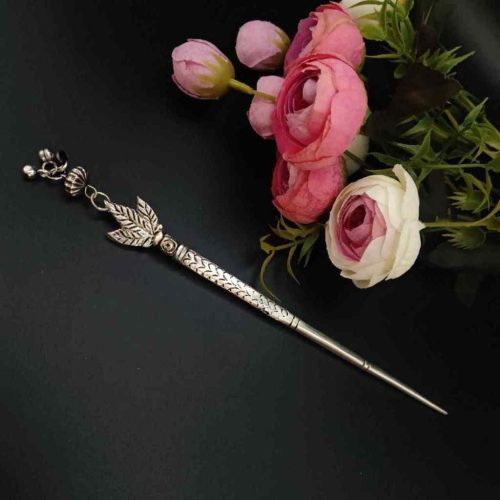 Designer Leaf German Silver Oxidised Judapin