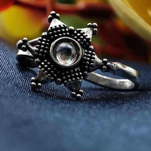 Oxidised Star Shape Stone Nosepin For Girls - Image 4