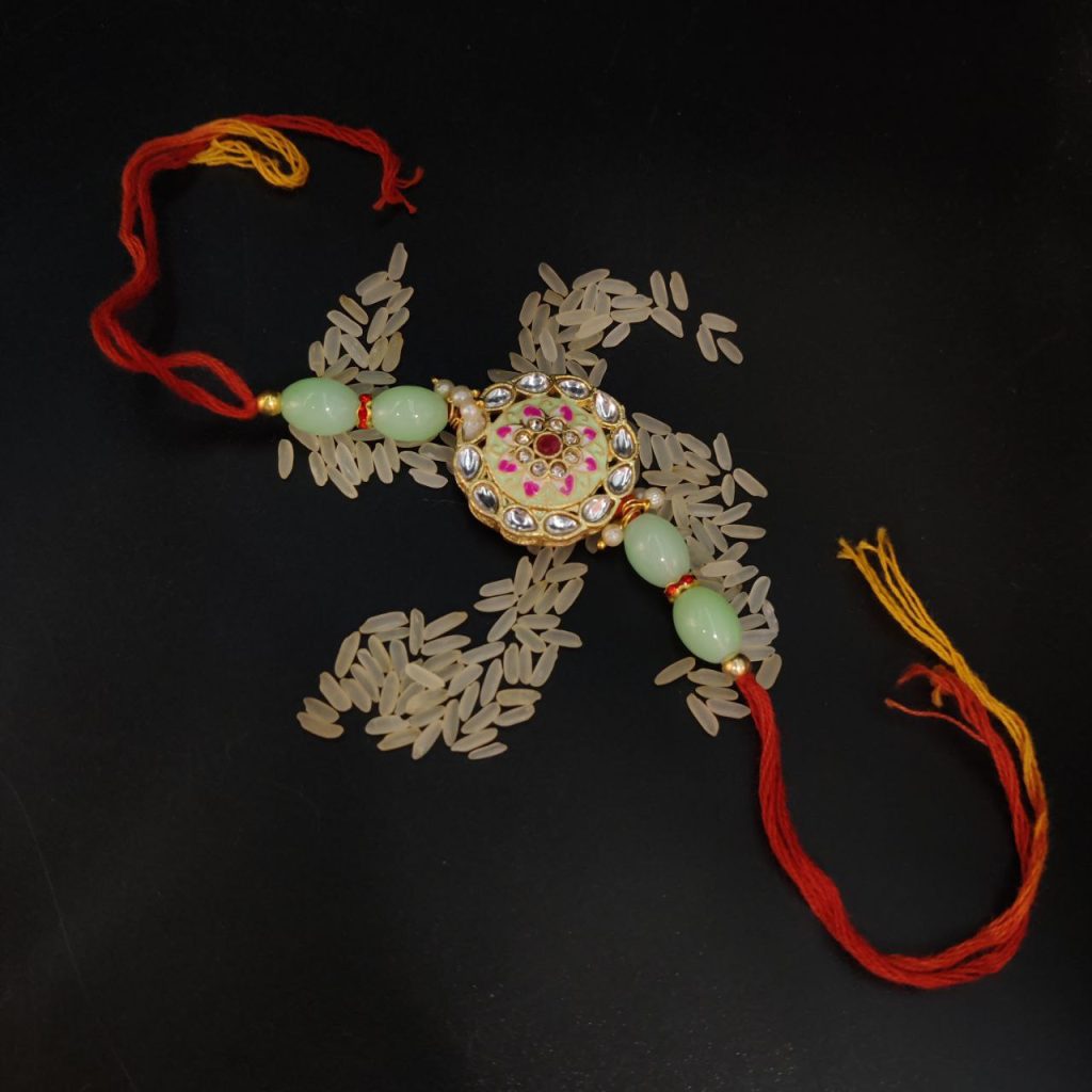 Intricate Embellishments: Designer Rakhi for Festive Celebrations