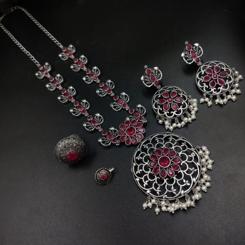 Oxidised Round Pendent Long Chain Combo Necklace Set with Rings And Nosepin - Image 5