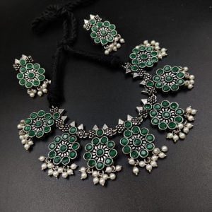 Ethnic-inspired oxidized stone choker set with a touch of elegance - Color: "Green"
