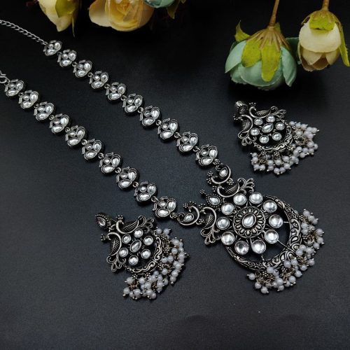Ethnic-inspired oxidized stone jewelry set with a traditional touch - Image 8