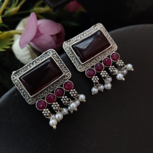 Silver Replica Monalisa Stone Stud Earrings With Pearl Beads - Image 6