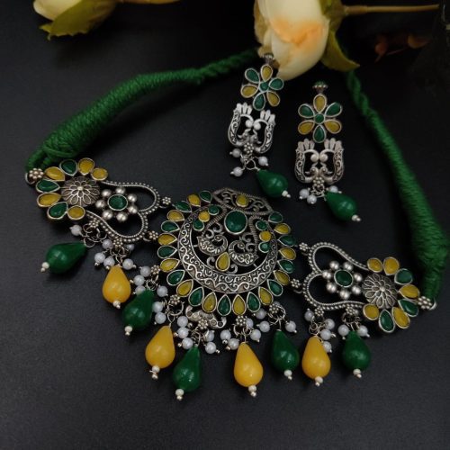 Premium Quality Silver Look Like Replica Choker Necklace Set with Drop Beads Work