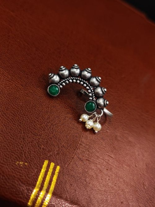 Vintage Oxidized Silver Plated Marathi Nath Press Nosepin - Traditional Maharashtrian Jewelry