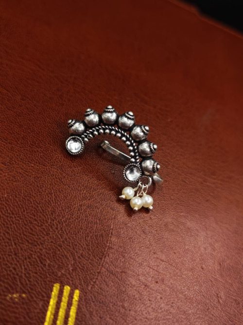 Vintage Oxidized Silver Plated Marathi Nath Press Nosepin - Traditional Maharashtrian Jewelry