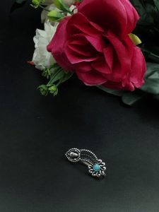 Lord Durga Oxidised Navratri Special Marathi Nath Press Nosepin - color: "Aqua'