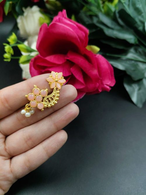 Gold plated Marathi style stone nosepin for girls