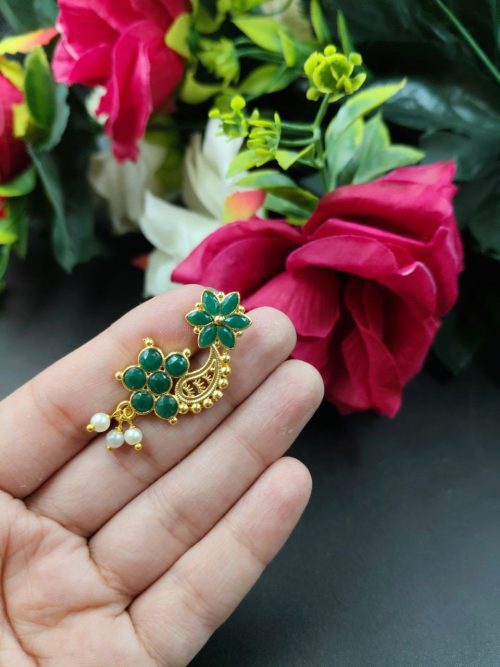 Gold Plated Marathi Style Stone Nosepin For Girls - Image 8