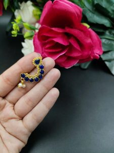 Marathi Style Golden Polish Nosepin For Girls - Color: "Blue "