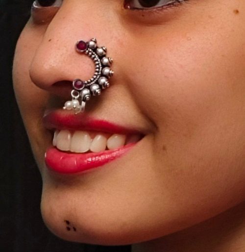Vintage Oxidized Silver Plated Marathi Nath Press Nosepin - Traditional Maharashtrian Jewelry