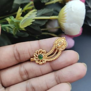Marathi Style Navratri Special Golden Durga Nosepin For Girls - color: "Green"
