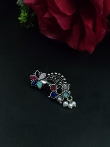 Adorable Oxidised Silver Plated Marathi Nath Press Nosepin - color: "Multi"
