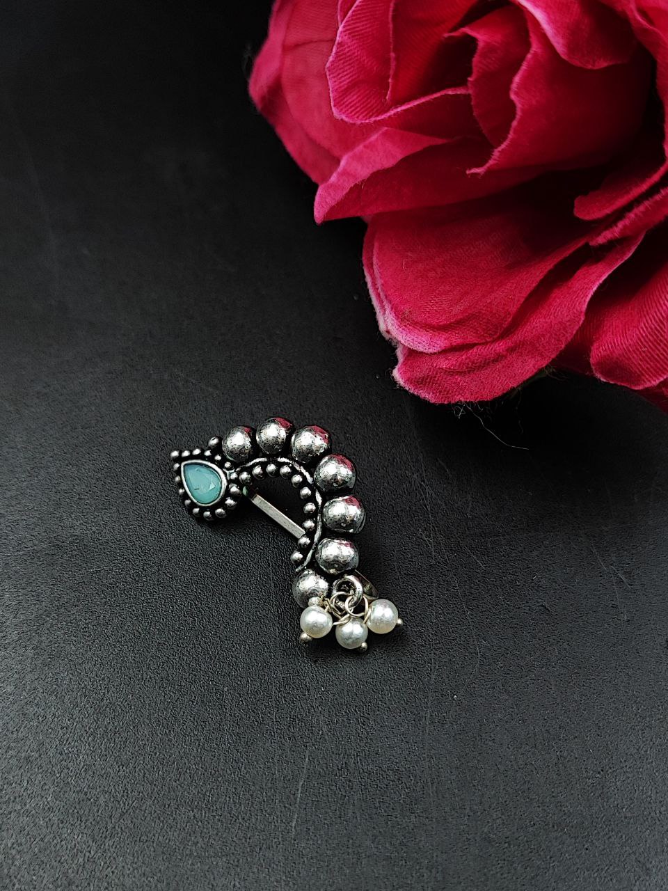 Oxidised Silver Plated Marathi Nath Press Nosepin 8 Oxidised Silver Plated Marathi Nath Press Nosepin - Image 8