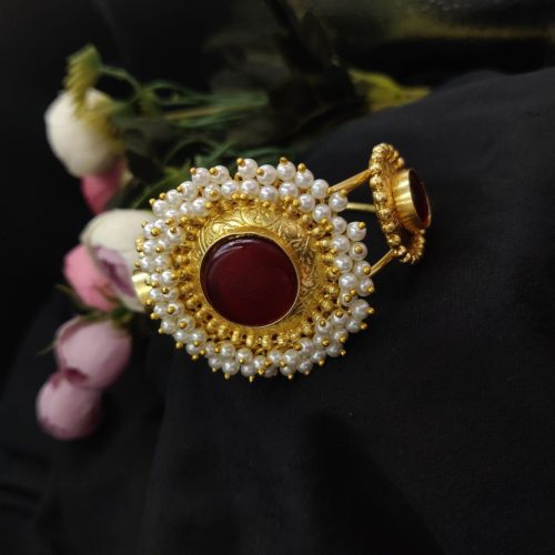 Gold Plated Monalisa Stone Round Shape With Pearl Work - Image 15