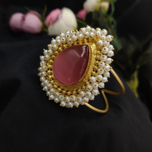 Gold Plated Monalisa Stone Drop Shape With Pearl Work - Image 4