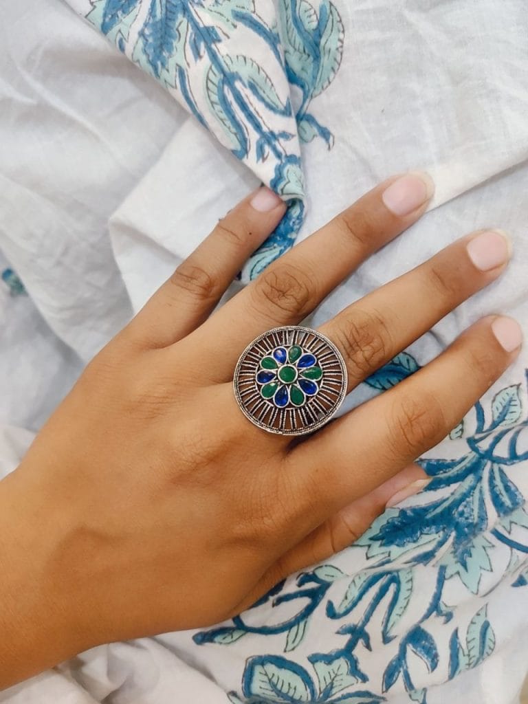 Silver Plated Round Oxidised Stone Work Rings