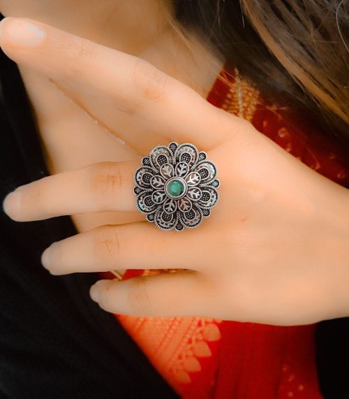 Antique Floral Silver Plated Round Oxidised Stone Work Rings - Image 2