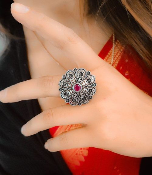 Antique Floral Silver Plated Round Oxidised Stone Work Rings