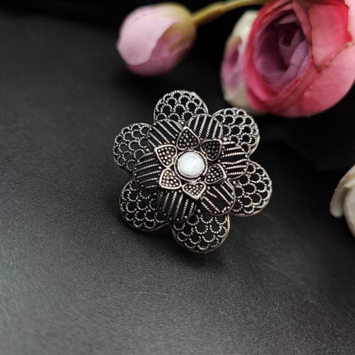 Designer Flower Silver Plated Jaali Work Oxidised Stone Rings - Image 6
