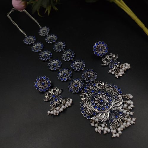 Silver Plated Oxidised Peacock Design Pendent with Matching Earrings - Image 10