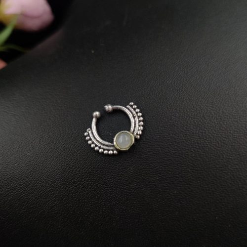 Pack of 50 Spetum Nosepin Oxidised Stone - Image 13
