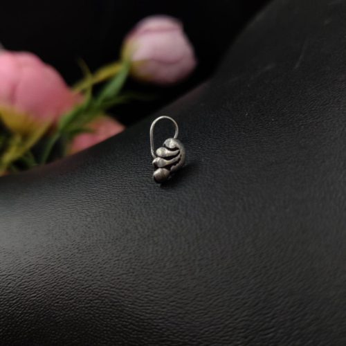 Designer Leaf Shape Oxidized Wire Nosepin For Girls