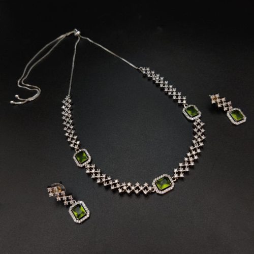 Timeless vintage-inspired American diamond necklace set