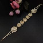 Secure and adjustable chain ensures a perfect fit for the gold plated Shish Patti