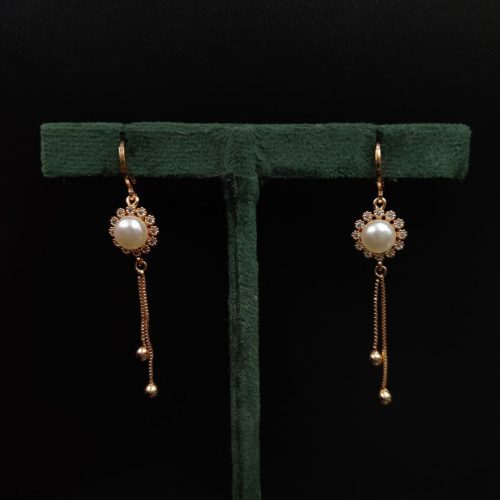 Stylish AD earrings for everyday elegance