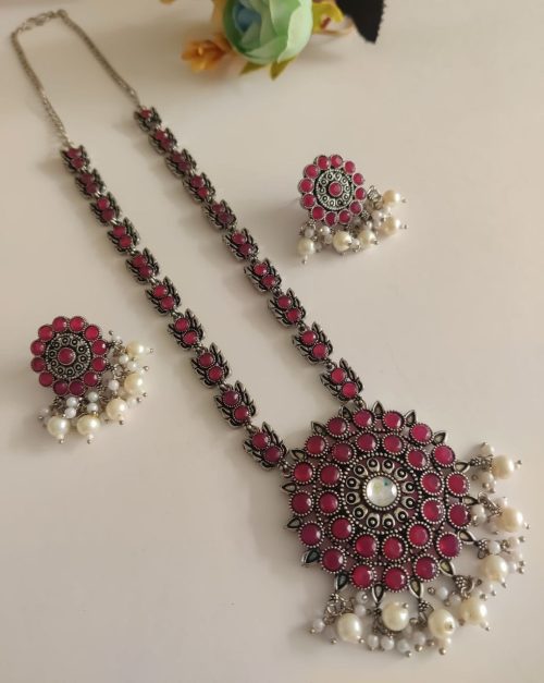 Silver Plated Oxidised Long Chain Necklace Pendent with Matching Earrings - Image 5