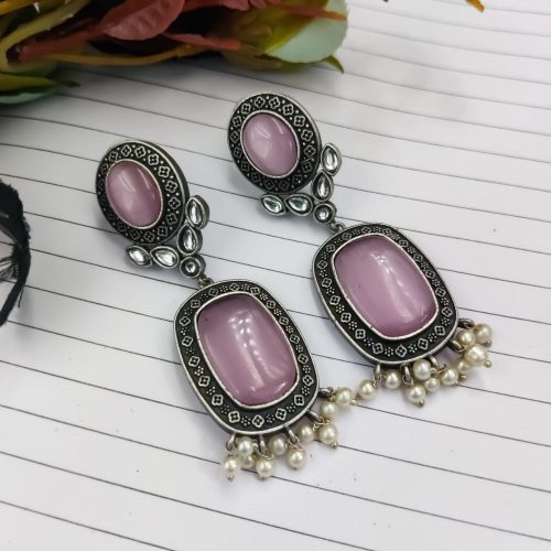 Antique Design Silver Look Like Replica Monalisa Stone Stud Earrings