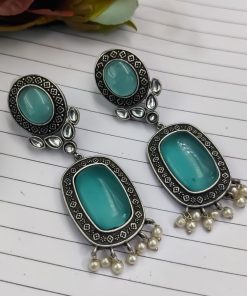 Antique Design Silver Look Like Replica Monalisa Stone Stud Earrings