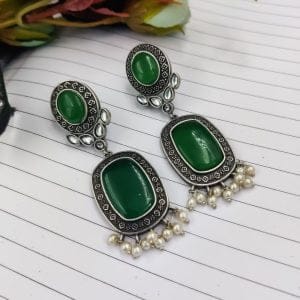 Antique Design Silver Look Like Replica - Best Monalisa Stone Stud Earrings - Color: "Green"