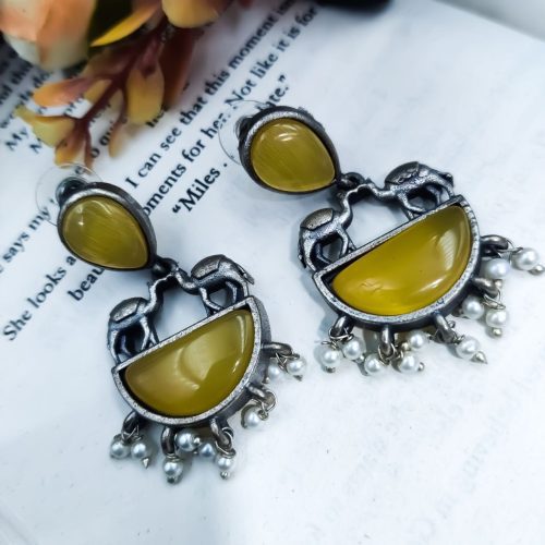 Designer Camel Style Silver Look Like Replica Monalisa Stone Stud Earrings - Image 8