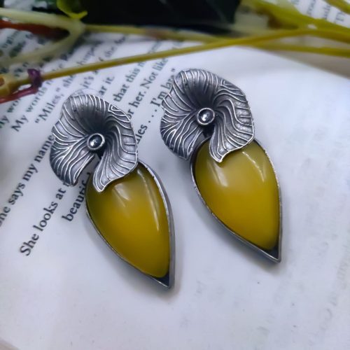 Premium Designer Leaf Silver Look Like Replica Earrings