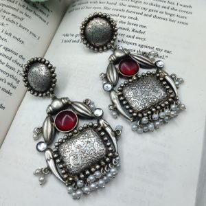 HandMade Silver Replica Monalisa Stone Stud Earrings with Pearl Work