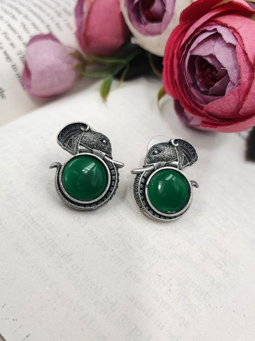Silver-Replica-Elephant-Design-Monalisa-Stone-Stud-Casual-Earring