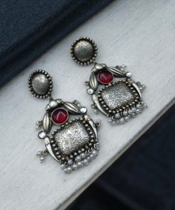 HandMade Silver Replica Monalisa Stone Stud Earrings with Pearl Work