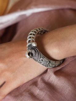 Designer-Peacock-Silver-Replica-Kada-Bangle-For-Girls-Opeanable-Bracelet