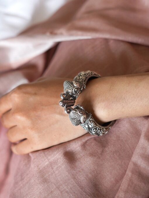 Traditional-Silver-Replica-Elephant-Kada-Bangle-For-Girls