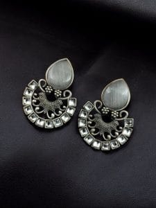 Silver Replica Monalisa Stone Stud Earrings - Premium Quality Jewellery - Color: "Grey"