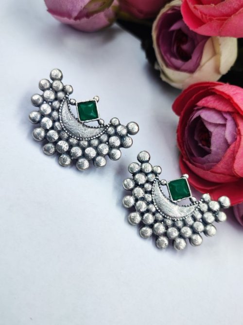 Oxidised-Stud-Earrings-Silver-Look-alike-Light-Weight-Earring