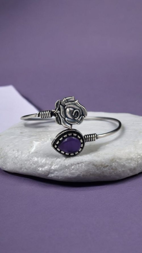 Oxidised Silver Look Like Flower Bracelet with Monalisa Stone Work