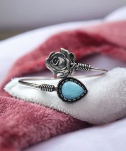 Oxidised Silver Look Like Flower Bracelet with Monalisa Stone Work